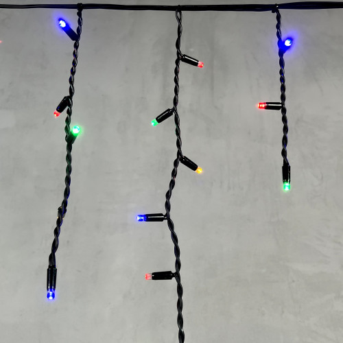 Светодиодная бахрома с колпачком 3,1*0,5 м., 120 разноцветных LED ламп, каучуковый черный провод, LTC (LL120-1-2M)