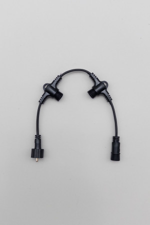 Разветвитель 3-х лучевой для нитей 24В. без возможности управления, провод черный ПВХ, IP65, LTC (PR13-ST)