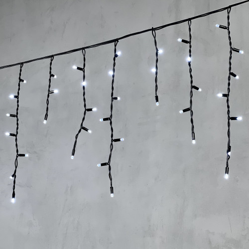 Светодиодная бахрома с колпачком 3,1*0,5 м., 120 белых LED ламп, каучуковый черный провод, LTC (LL120-1-2W)