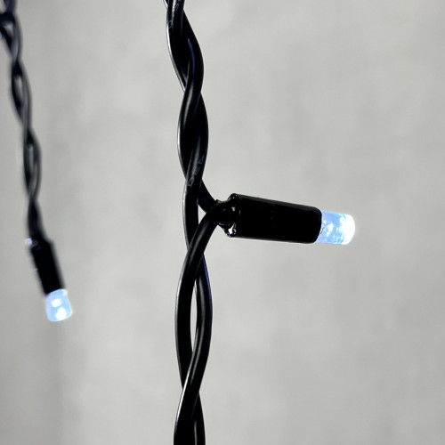 Светодиодная бахрома с колпачком 3,1*0,5 м., 120 белых LED ламп, каучуковый черный провод, LTC (LL120-1-2W)