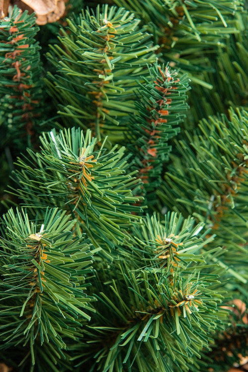 Искусственная елка Снежная королева зеленая 150 см., мягкая хвоя, ЕлкиТорг (32150)