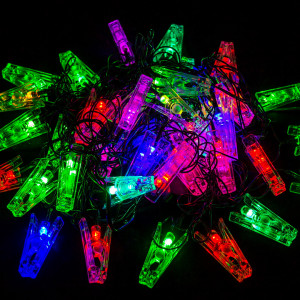 Светодиодная нить Прищепка 8 м., 40 разноцветных LED ламп, зеленый провод, Winner (m.01.5G.40+(10))