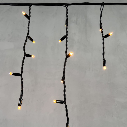 Светодиодная бахрома с колпачком 3,1*0,5 м., 120 экстра теплых белых LED ламп, каучуковый черный провод, LTC (LL120-1-2EWW)