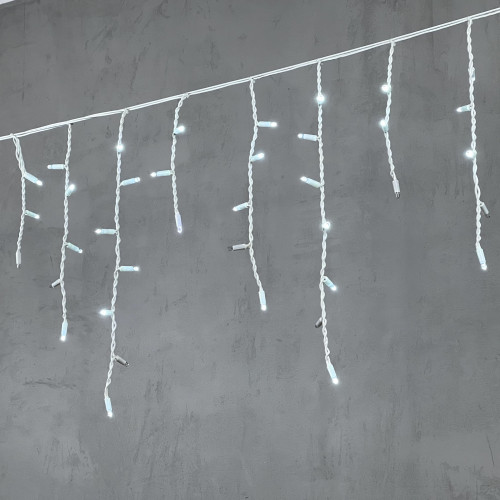 Светодиодная бахрома с колпачком 3,1*0,5 м., 120 холодных белых LED ламп, мерцание, каучуковый белый провод, LTC (LL120BLW-8-2W)