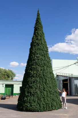 Уличная елка Русская зеленая 15 м., каркасная, ПВХ, Green Trees (GT15RUSPVC)