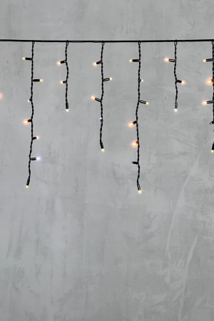 Светодиодная бахрома с колпачком 3,1*0,5 м., 120 экстра теплых белых LED ламп, мерцание, каучуковый черный провод, LTC (LL120BLW-1-2EWW)