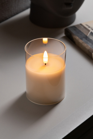 Светодиодная свеча белая 7.5×10×7.5 см., воск, пластик, батарейки АААх3, Luazon Lighting (9907627)