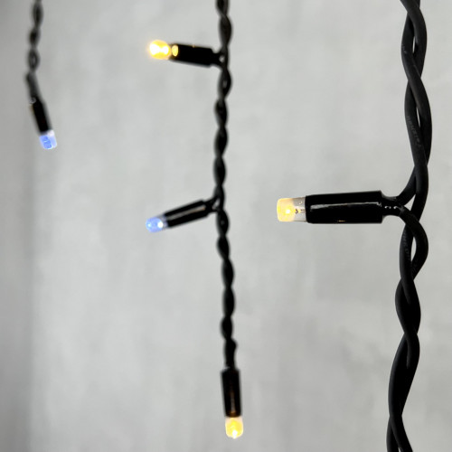 Светодиодная бахрома с колпачком 3,1*0,5 м., 120 теплых белых LED ламп, мерцание, каучуковый черный провод, LTC (LL120BLW-1-2WW)