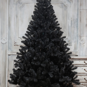 Искусственная елка Черная жемчужина 210 см., мягкая хвоя, ЕлкиТорг (117210)