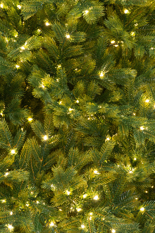 Искусственная елка Эрмитажная 150 см., теплых белых микро LED ламп, 100% литая хвоя, ЕлкиТорг (95150)