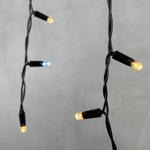  Светодиодная бахрома с колпачком 3,1*0,5 м., 120 теплых белых LED ламп, мерцание, черный провод ПВХ, IP65, LTC (PIL120BLWCAP-11-2WW)