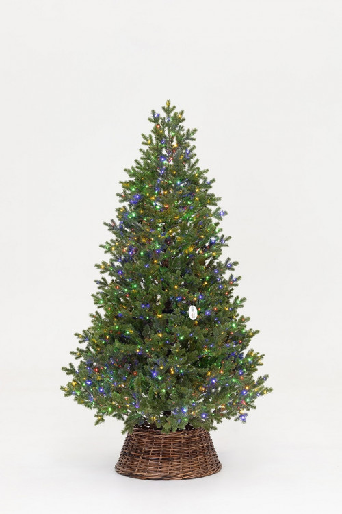 Искусственная елка Измайловская 240 см., 100% литая хвоя, 1900 мульти LED ламп, 10 режимов, ЕлкиТорг (57240)