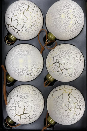 Набор стеклянных шаров Рождественские 80 мм., 6 шт., белый с кракелюром, Christmas DeLuxe (87207)