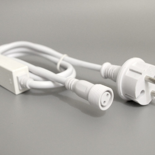 Блок питания универсальный 2А, 1.5 м., белый провод, Teamprof (TPF-220AC/DC-2AU-W)