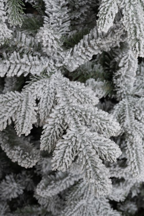 Искусственная елка Сибирская заснеженная 240 см., литая хвоя+ пвх, ЕлкиТорг (66240)