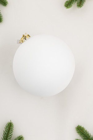 Шар пластиковый матовый 150 мм., белый, ЕлкиТорг (150522)