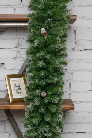 Хвойная гирлянда Снежная королева с шишками заснеженная 270*20 см., ПВХ,ЕлкиТорг (23014)