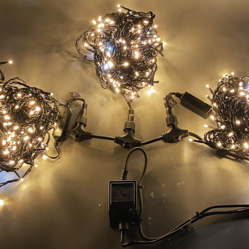 Комплект гирлянд 3 нити по 20 м, 24В, 600 теплых белых LED ламп, мерцание, черный провод ПВХ, Teamprof (TPF-S3*20F-B/WW)