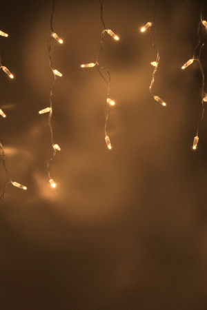 Светодиодная бахрома 108 теплых белых LED ламп, 3*0.6 м., 220В, статика, прозрачный провод ПВХ, Teamprof (TPF-i3*0.6-CT/WW)