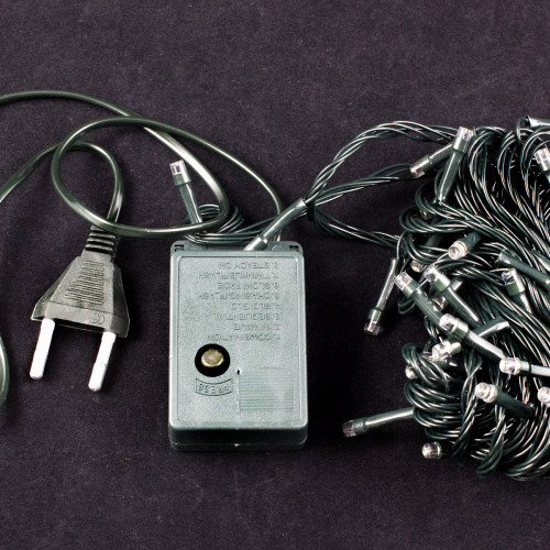 Светодиодная нить 6 м., 220V, 60 теплых белых LED ламп, контроллер, черный провод, Winner Light (ww.01.5B.60-)