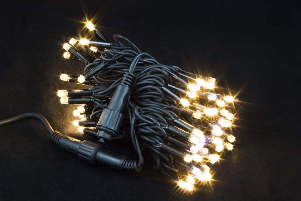 Светодиодная нить с мерцающим диодом 10 м., 100 теплых белых LED, черный каучук, IP 65, соединяемая, Winner (ww.01.7B.100.F+)