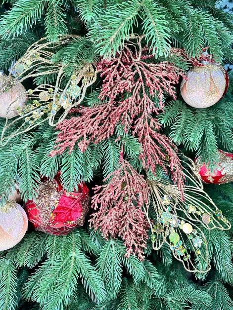 Ветвь кипарис Королевский красный 84 см., 1 шт., Christmas DeLuxe (86728) 