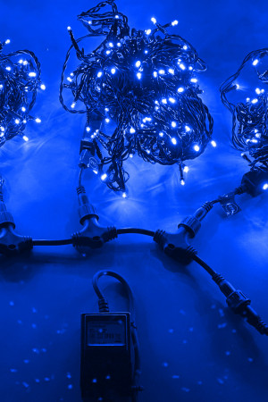 Комплект гирлянд 3 нити по 20 м, 24В, 600 синих LED ламп, мерцание, черный провод ПВХ, Teamprof (TPF-S3*20F-B/B)