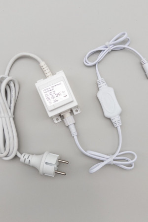 Трансформатор 30W с выпрямителем 24В., до 600 LED, провод белый Каучук, IP65, LTC (PTR30-3A-W)