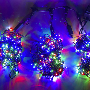 Комплект гирлянд 3 нити по 20 м, 24В, 600 разноцветных LED ламп, мерцание, темно-зеленый провод ПВХ, Teamprof (TPF-S3*20F-G/M)