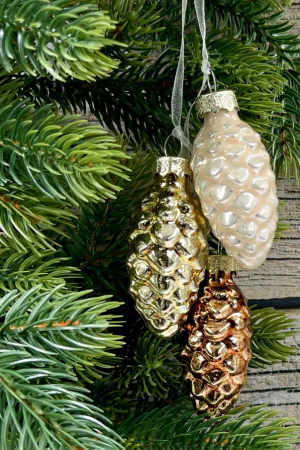 Набор стеклянных украшений Гроздь Шишек, 3 шт., 6 см., шампань, бронза, молочный, Christmas DeLuxe (89874)