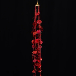 Подвеска из бисера с пайетками Алые паруса, красная с золотом 30 см., Christmas DeLuxe (88905)