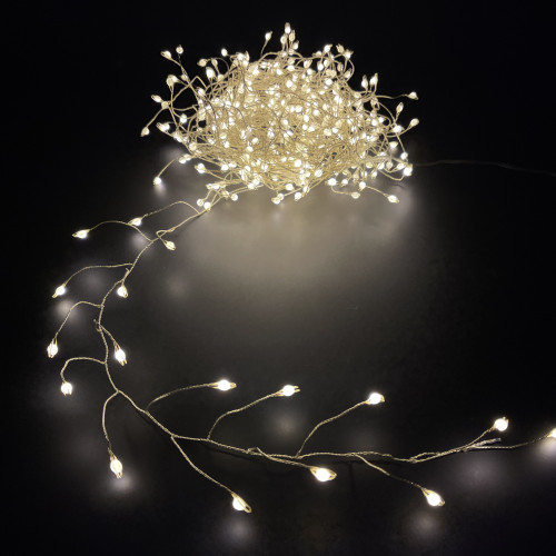 Светодиодная нить Капли 600 белых ламп, 15 м., 24В, серебряный провод, LUCA (84912)