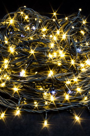 Светодиодная нить с мерцающим диодом 40 м., 220V, 400 теплых белых LED ламп, черный провод ПВХ, соединяемая, Winner Light (ww.01.6B.400+)