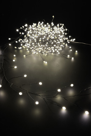 Светодиодная нить Капли 400 белых ламп, 10 м., 24В, черный провод, LUCA (84917)