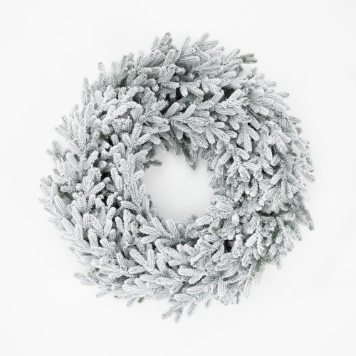 Хвойный венок Княжеский заснеженный 90 см., микро LED лампы, 100% литая хвоя, ЕлкиТорг (52056)