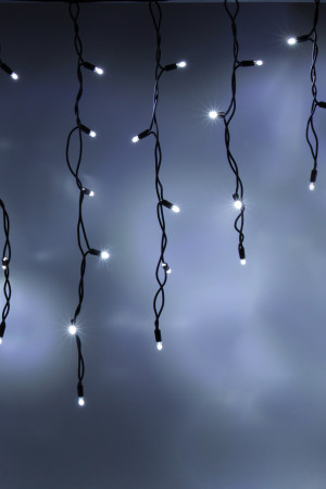 Светодиодная бахрома 108 холодных белых LED ламп, 3*0.6 м., 220В, мерцание, черный резиновый провод, Teamprof (TPF-i3*0.6F-RB/W) 