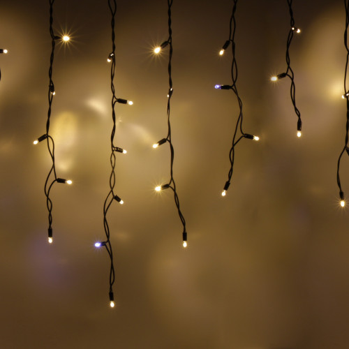Светодиодная бахрома 108 теплых белых LED ламп, 3*0.6 м., 220В, мерцание, черный резиновый провод, Teamprof (TPF-i3*0.6F-RB/WW)