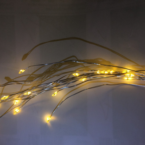 Светодиодная нить Хвост 520 теплых белых ламп, 20 лучей по 2 метра, 24В, серебряный провод, LUCA (84927)