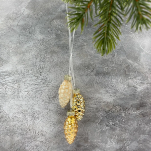 Набор стеклянных украшений Гроздь Шишек, 3 шт., 6 см., золото, жемчужный, Christmas DeLuxe (89876)