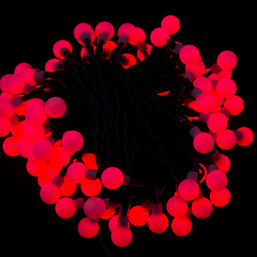 Светодиодная нить шарики с пультом 11,5 м., 220V, 96 разноцветных LED ламп, диаметр шарика 1.6 см, белый провод, Winner Light (m.01.5W.96-1.6ball)