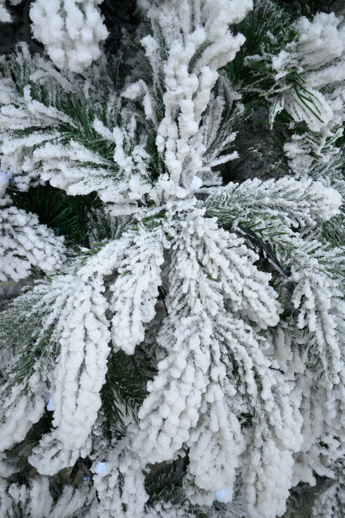 Искусственная ель Камчатская заснеженная 5 м., Литая хвоя + ПВХ, ЕлкиТорг (143500)