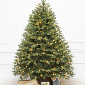 Искусственная елка Графская Премиум 150 см., 240 теплых белых LED ламп, Литая хвоя+ПВХ, ЕлкиТорг (137150)