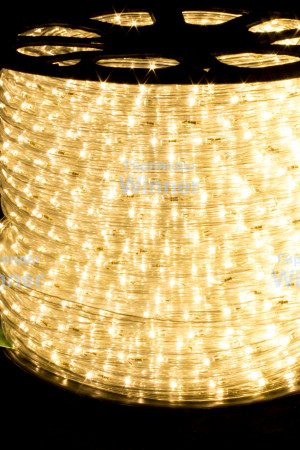 Дюралайт круглый Ø 13 мм., 220V, 3-жилы, теплые белые LED лампы 32 шт на 1 м., бухта 100 м, силикон, Winner (05.100.13.32WW)