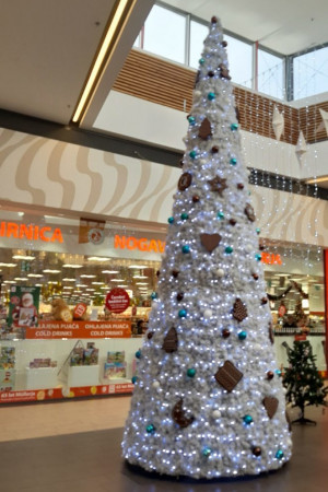 Уличная сосна Евро-2 белая 20 м., каркасная, Леска, Green Trees (GT20EVLESW)