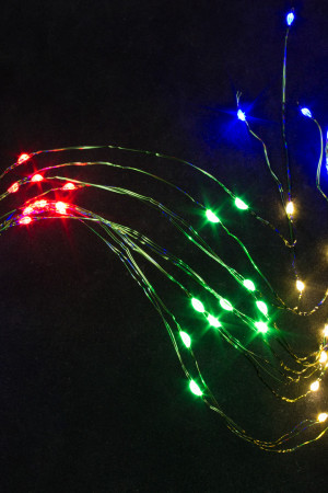 Светодиодная роса-хвост 2 м., 10 лучей, 200 разноцветных LED ламп, зеленый провод, Winner Light (m.18.4G.200)