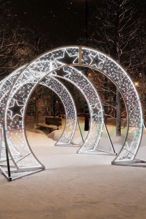 Светодиодный тоннель Серебряные звезды из 3 арок 3.8*3.3 м., холодный-белый, Conso (KMP-502)