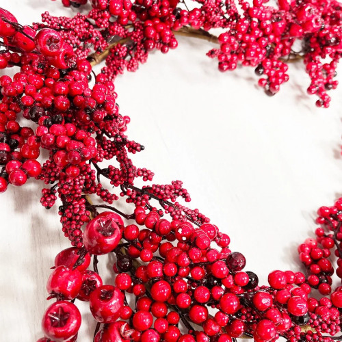 Гирлянда из больших и маленьких красных ягод 180 см., Christmas DeLuxe (89491)