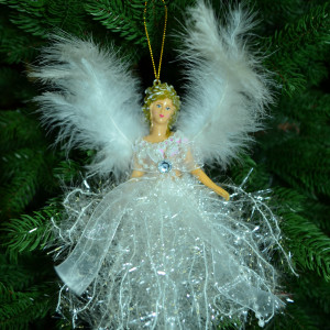 Украшение на елку Принцесса 20 см. Белый (21806)