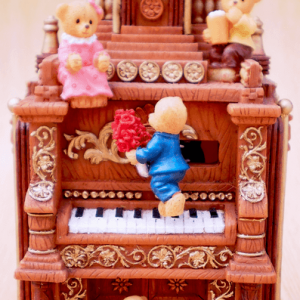 Музыкальная шкатулка &quot;Мишки на пианино &quot; (150335)