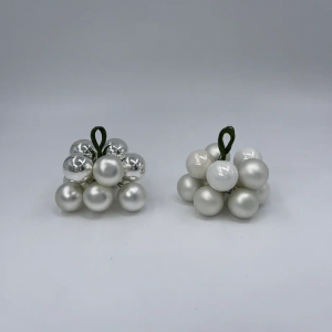 Гроздь стеклянных шаров Ягодный хоровод 2 см., 10 шт., первый снег, Christmas DeLuxe (89868)